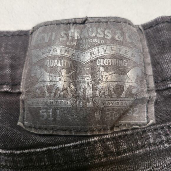 Levi's 511 Jeans Mens 28x30 Black Denim Slim Fit Stretch Five Pocket Zip Fly - Picture 3 of 10